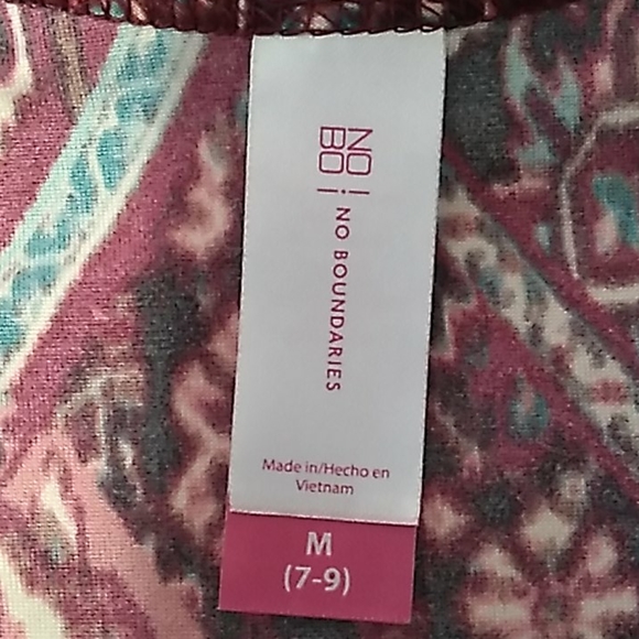 Cute fitted dress - Picture 4 of 4